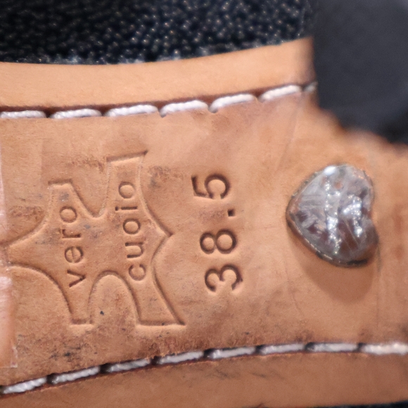 Alice + Olivia Dina Black Caviar Beaded Pointy Toe Heels Pumps - Picture 10 of 10